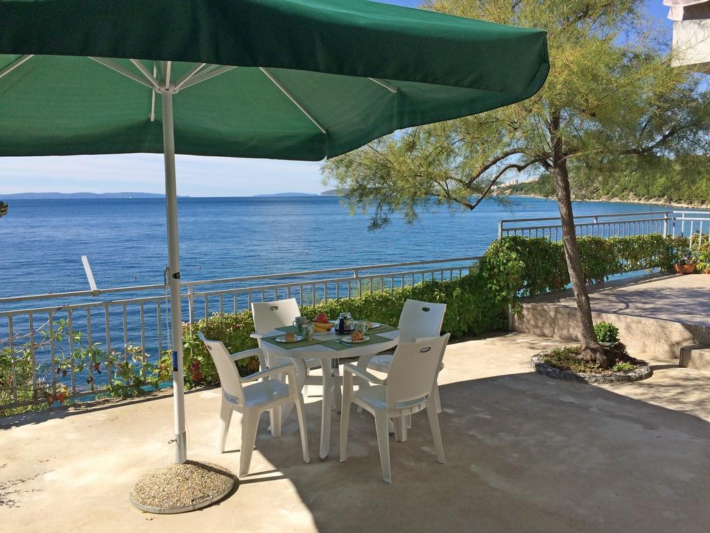 Apartments & Room Paula Stobreč المظهر الخارجي الصورة