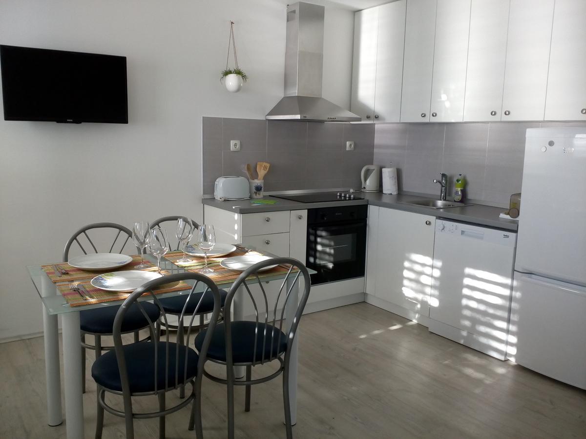 Apartments & Room Paula Stobreč المظهر الخارجي الصورة